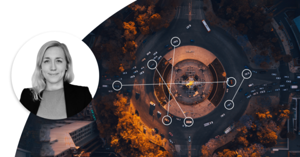 Johanna Forseke explains pattern profiling that is showing cars driving in a roundabout