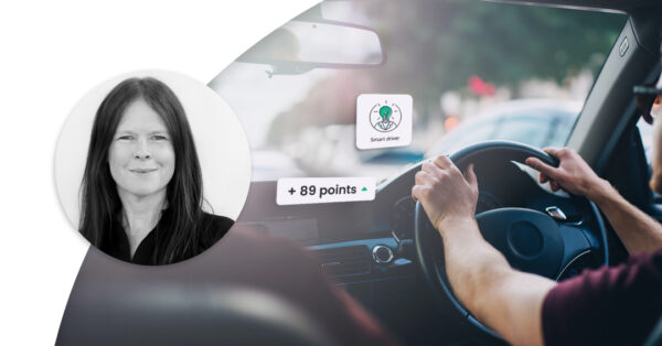 Person driving a car with markers saying he is a Smart driver and +89 points. Profile image of Liselott Johansson.
