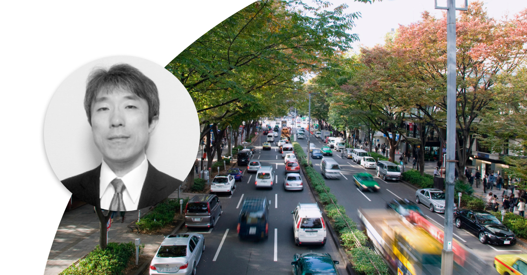 Cars driving on an avenue. Profile image of Shinya Nakagawa